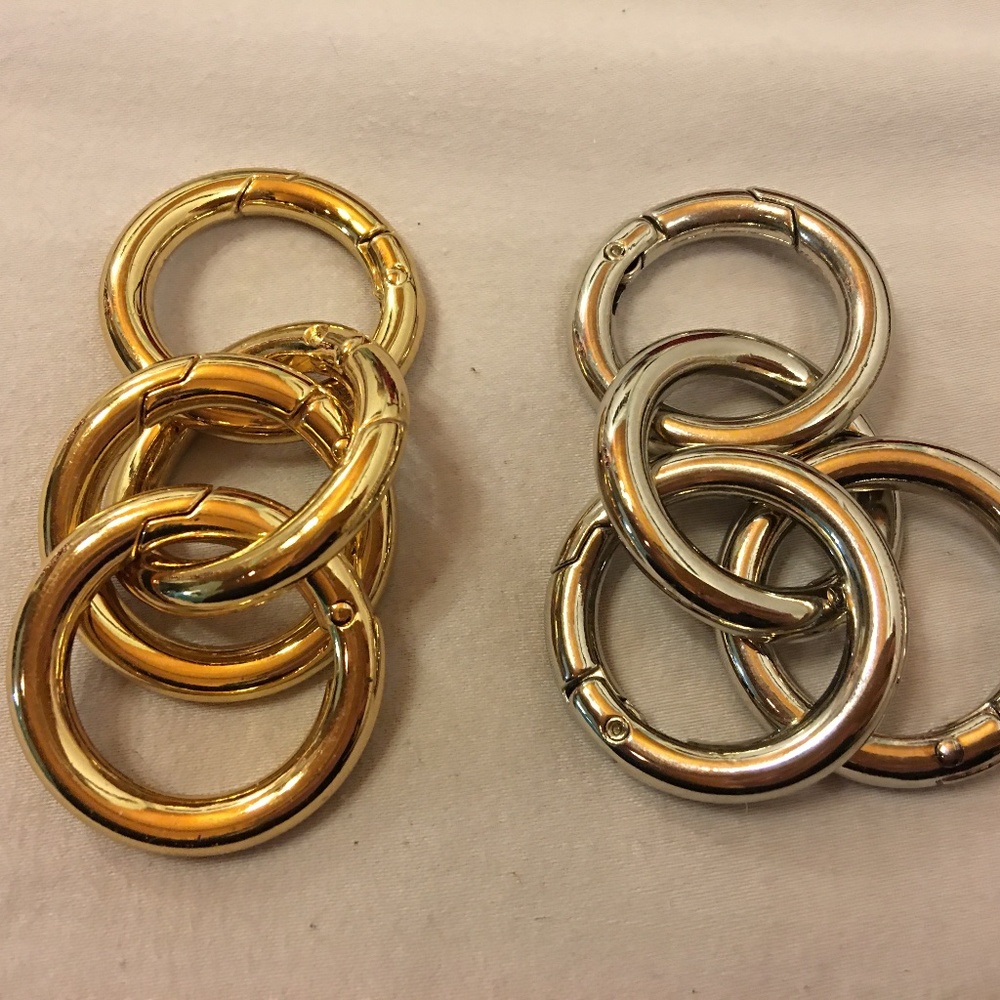 Miche 1.5" Carabiner Sets of 4
